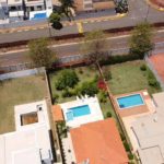 Os investimento em muros pré-moldados têm se destacado como uma opção prática, econômica e eficiente para diversos tipos de construções.